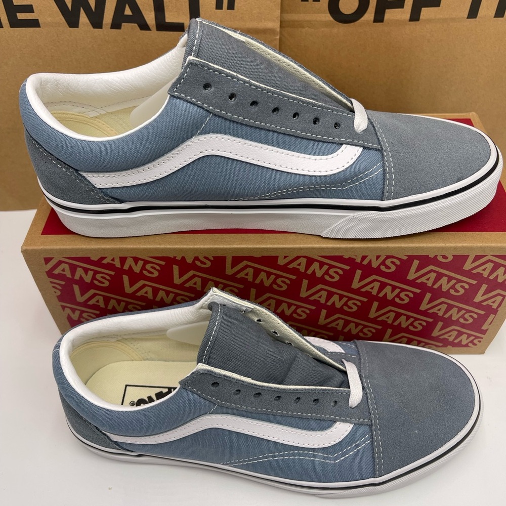 Vans WMNS Old Skool
Color Theory Stormy Weather
VN000D9YRV2 Sneakers s - Picture 4 of 16